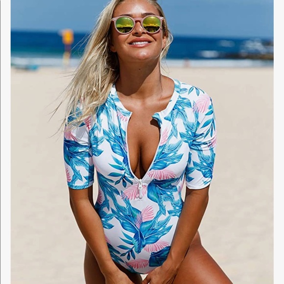 unbranded Other - Floral swimsuit size XXL